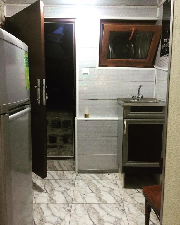Lelas Apartment Тбилиси Екстериор снимка