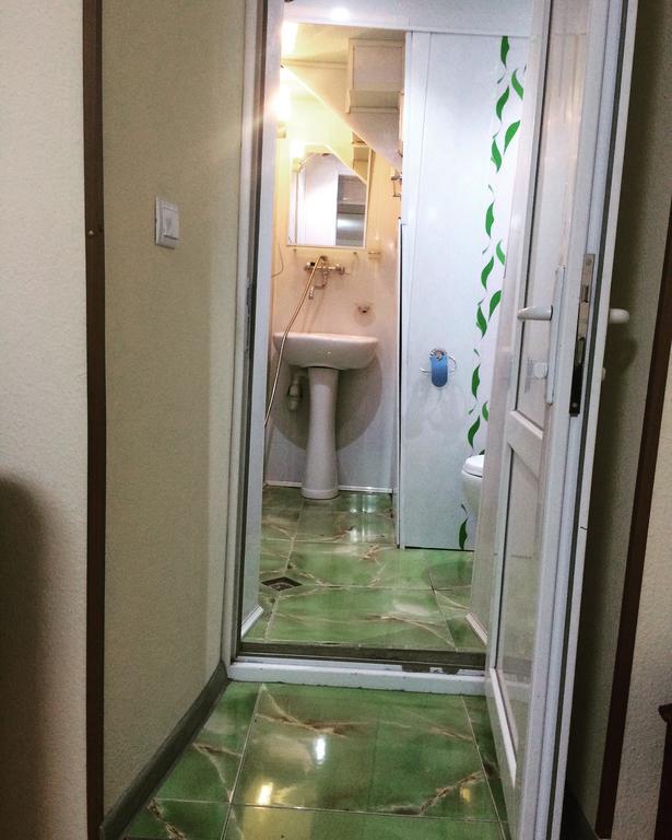 Lelas Apartment Тбилиси Екстериор снимка